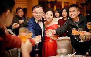 婚庆总理安坐敬酒词
