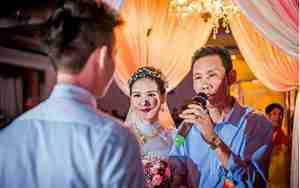 结婚庆典主婚人至词