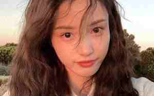 qq网名女生个性网五个字霸气